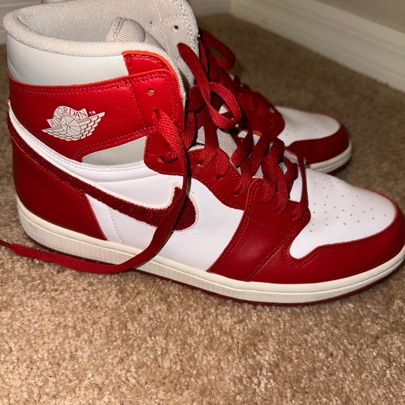 Jordan 1 High Retro Chenille - Picture 3 of 5